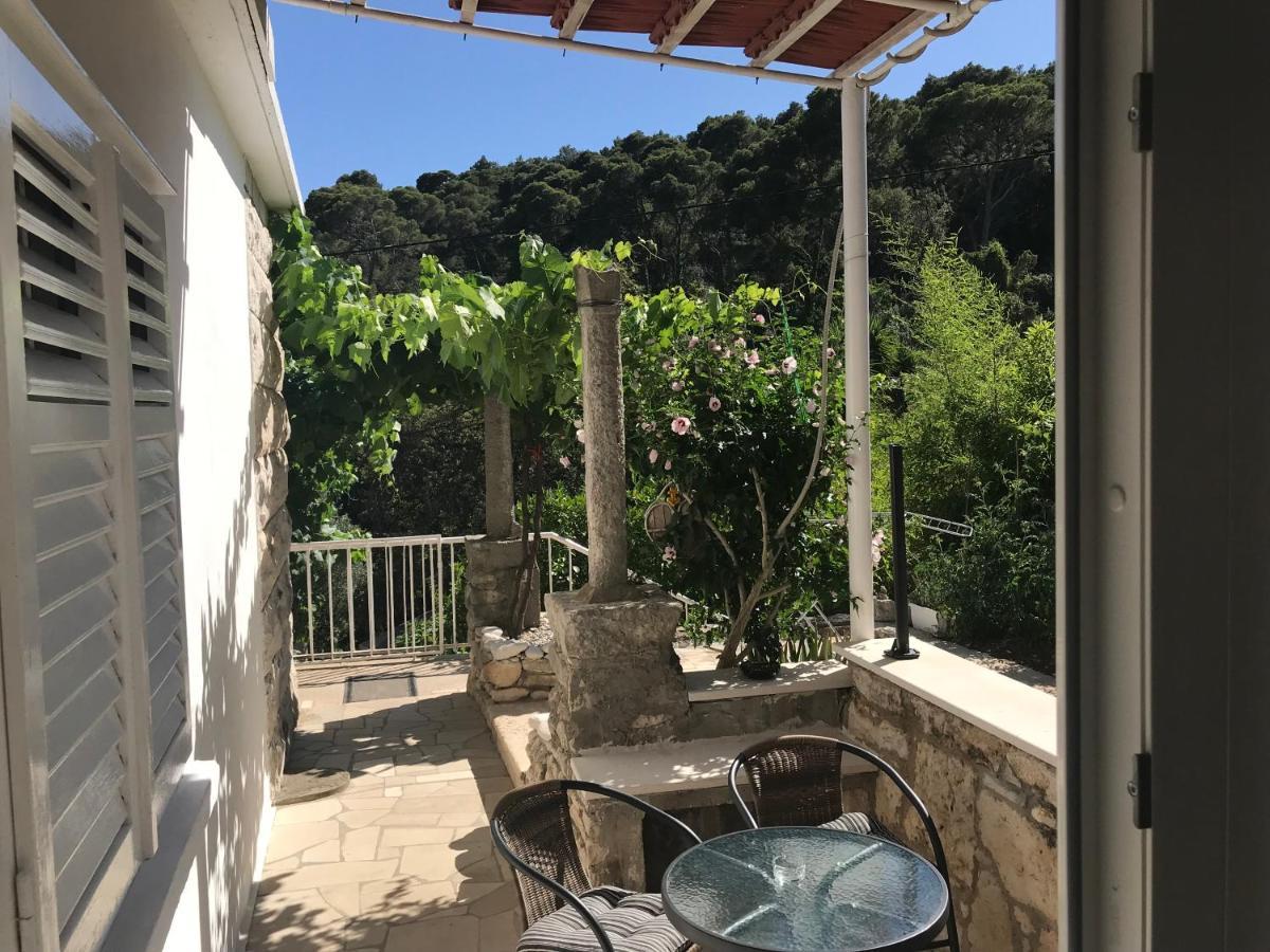 Apartman Flora'S Garden Korcula Town Exterior foto
